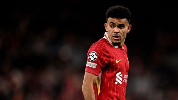 备战秋冬高尔夫：你的保暖防风战袍准备好了吗？